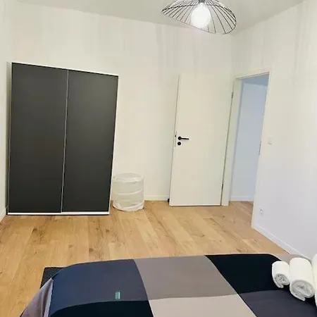 V - Standing Proche Luxembourg Et Cattenom * Nilvange